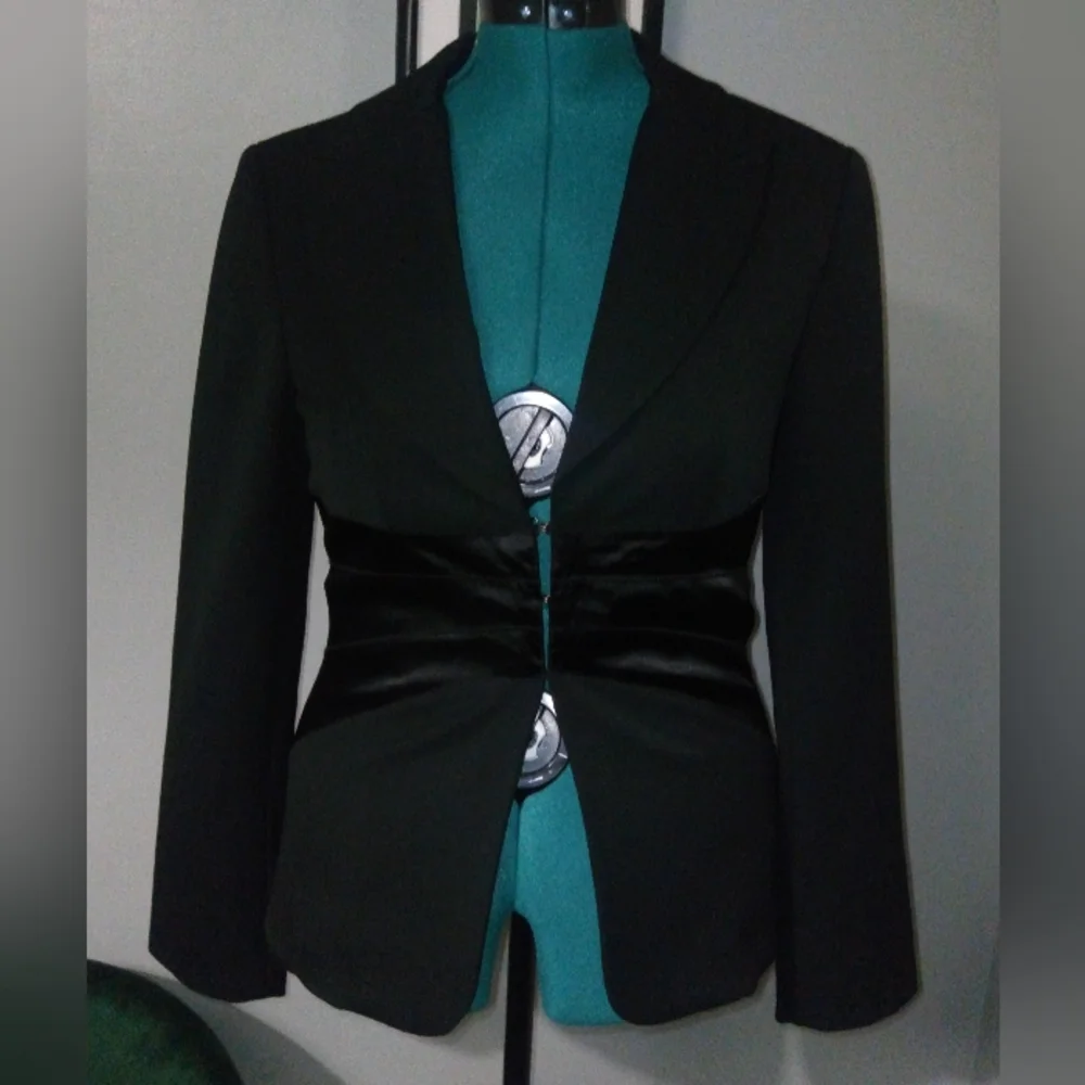 Spiegel Black Tuxedo Hourglass Blazer Sz 8 NWOT - Picture 1 of 16